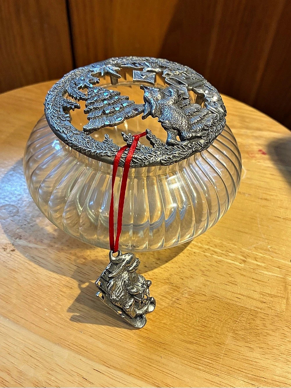 Rawcliffe Pewter Christmas Sleigh Potpourri Jar Silver & Red